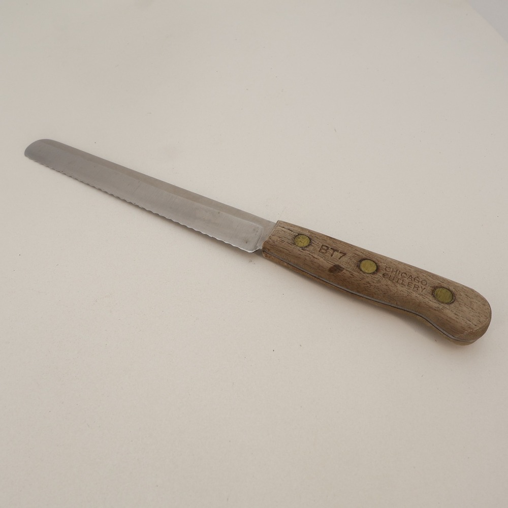 Chicago Cutlery BT7 Serrated Knife Wood Handle 7 inch Blade Made in USA Vintage